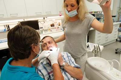 neunerhaus Zahnarztpraxis